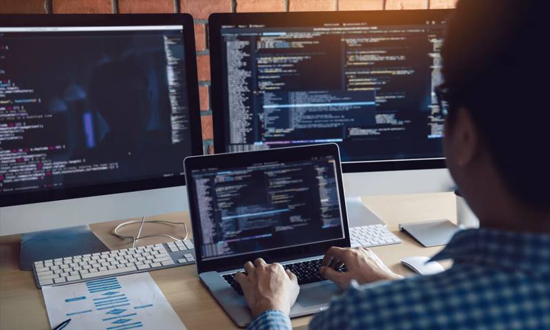 数据科学选型:R与Python如何赋能桃源县网站建设?